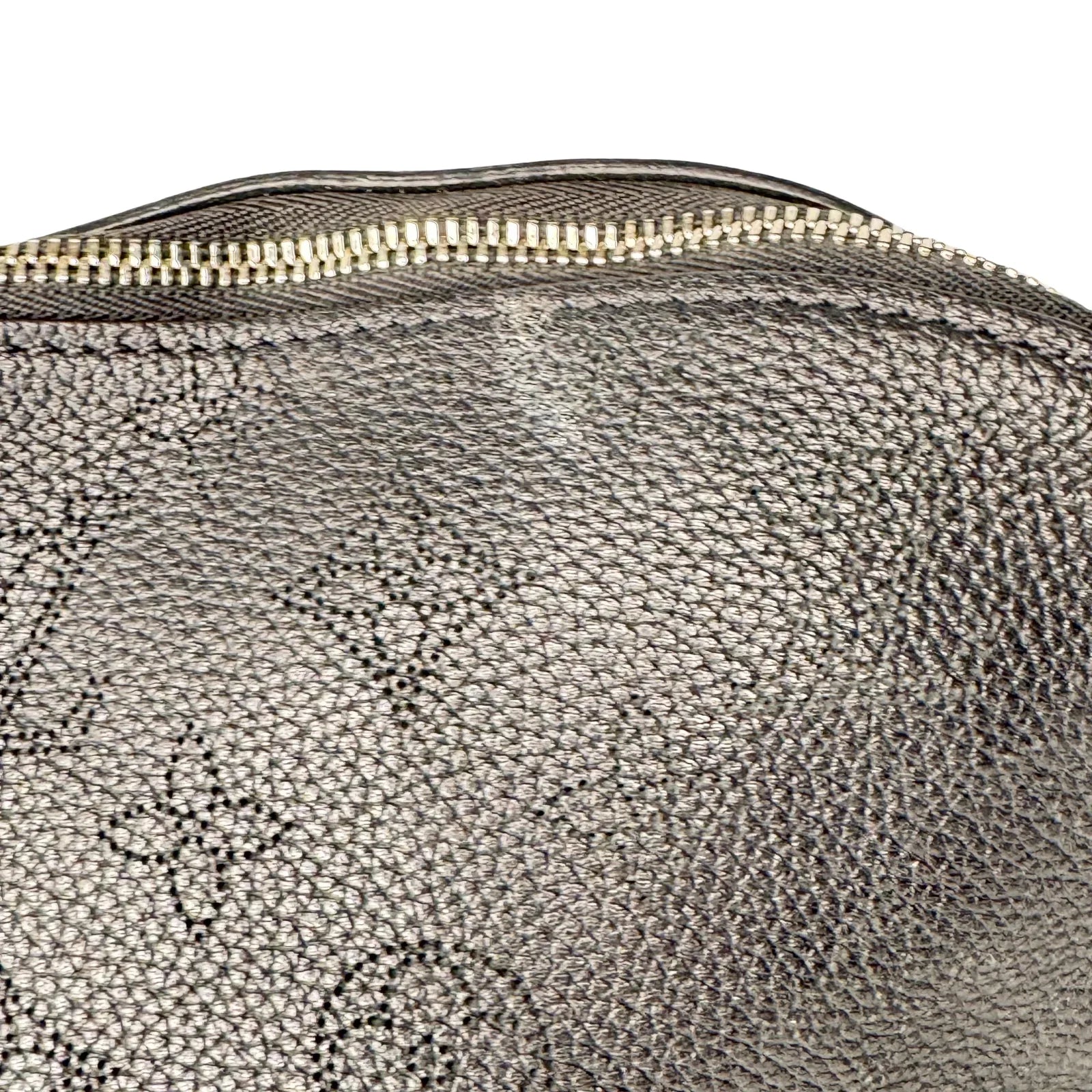 Louis Vuitton Mahina Babylone Chain BB – Black Bag - Lost Designer