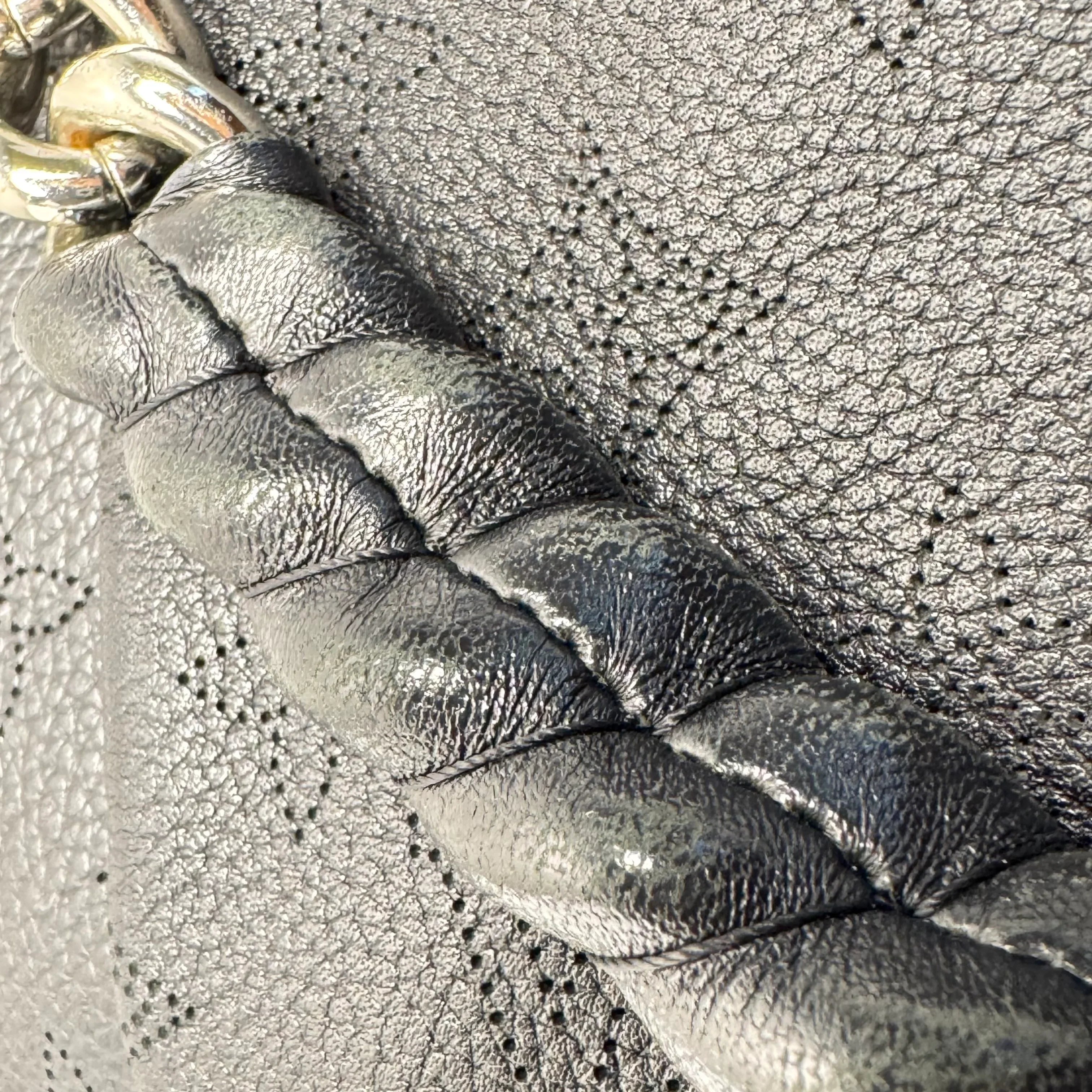 Louis Vuitton Mahina Babylone Chain BB – Black Bag - Lost Designer