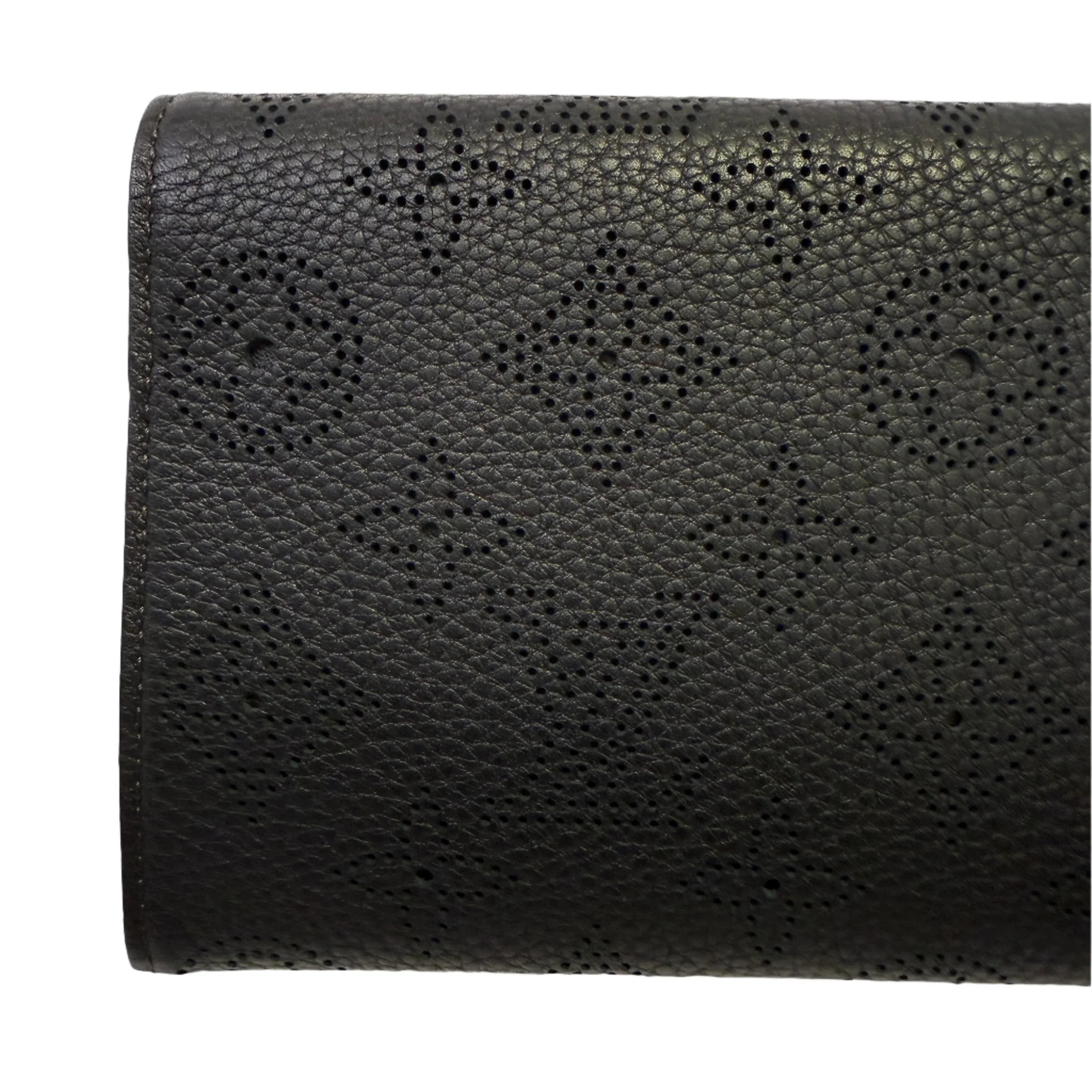 Louis Vuitton Mahina Amelia Long Wallet Black - Lost Designer