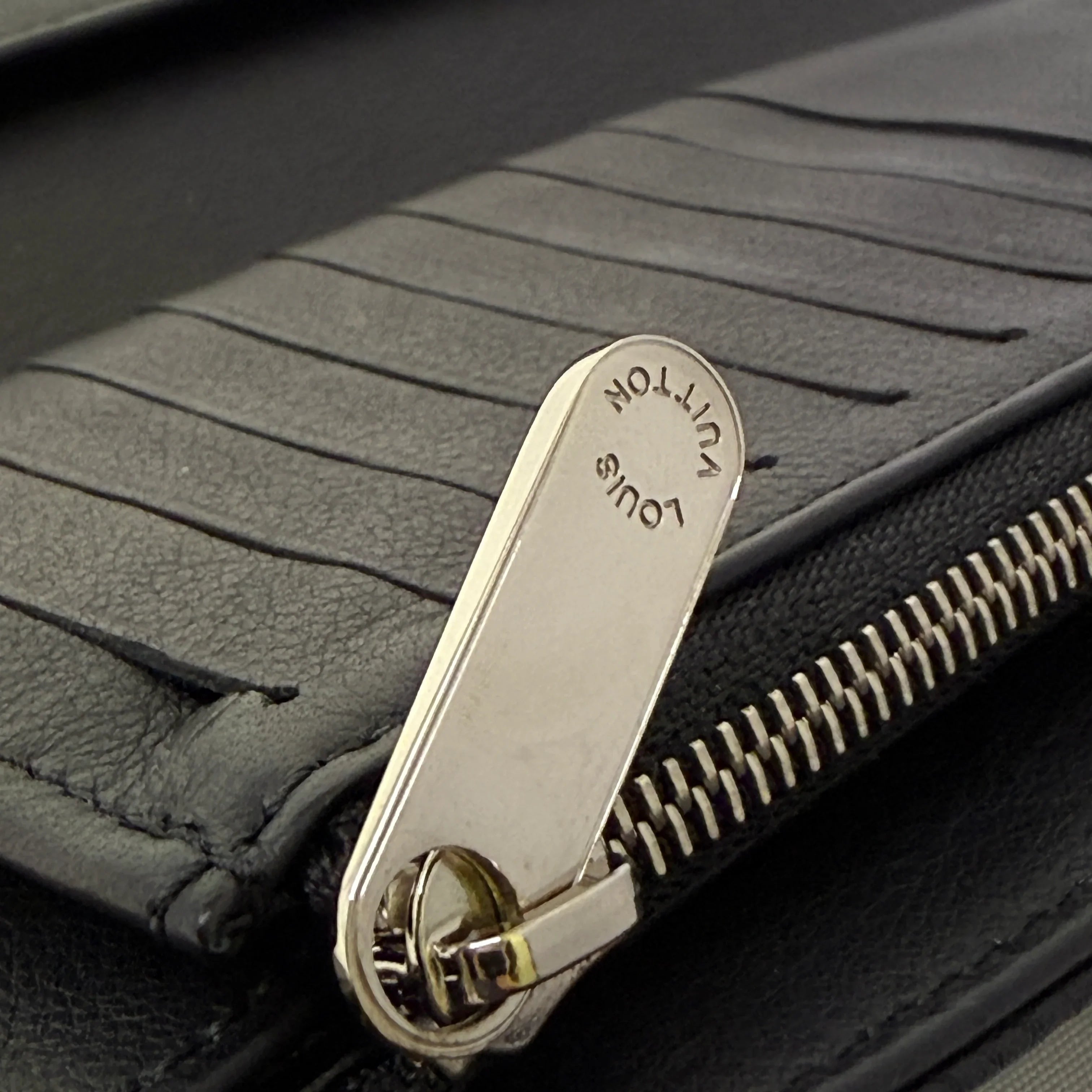 Louis Vuitton Mahina Amelia Long Wallet Black - Lost Designer
