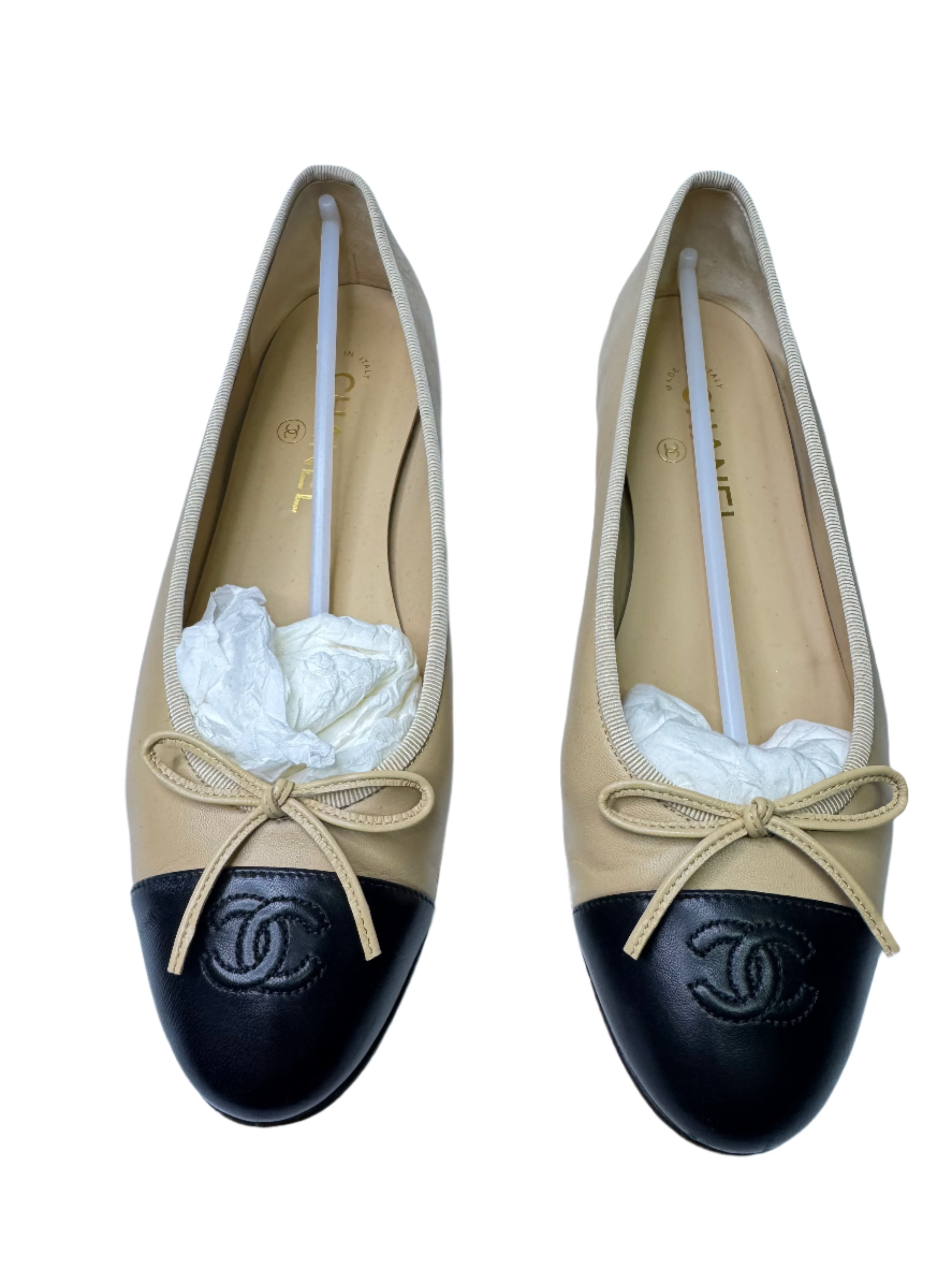 Chanel Lambskin Leather CC Logo Ballerina Ballet Flats 39 - Lost Designer