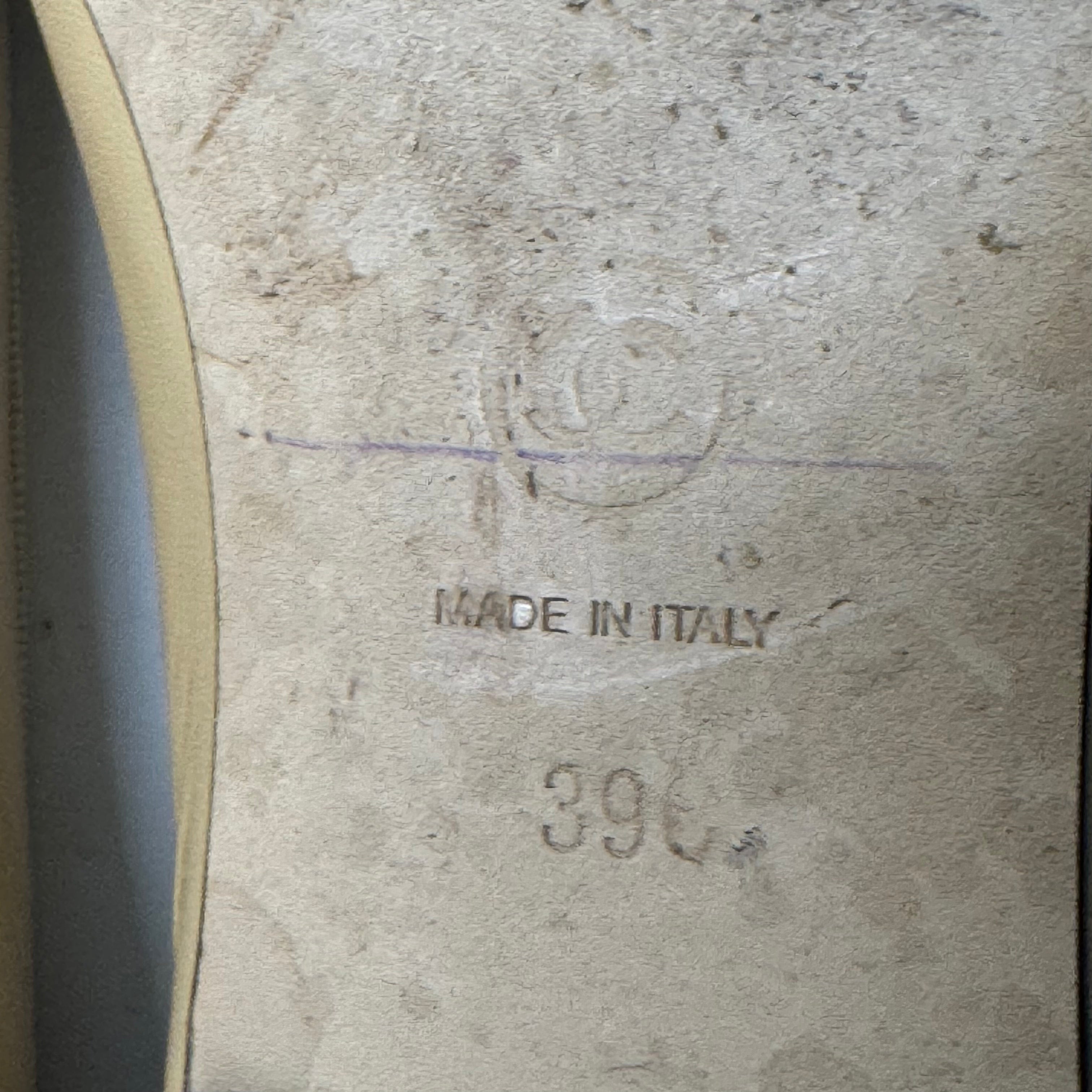 Chanel Lambskin Leather CC Logo Ballerina Ballet Flats 39 - Lost Designer