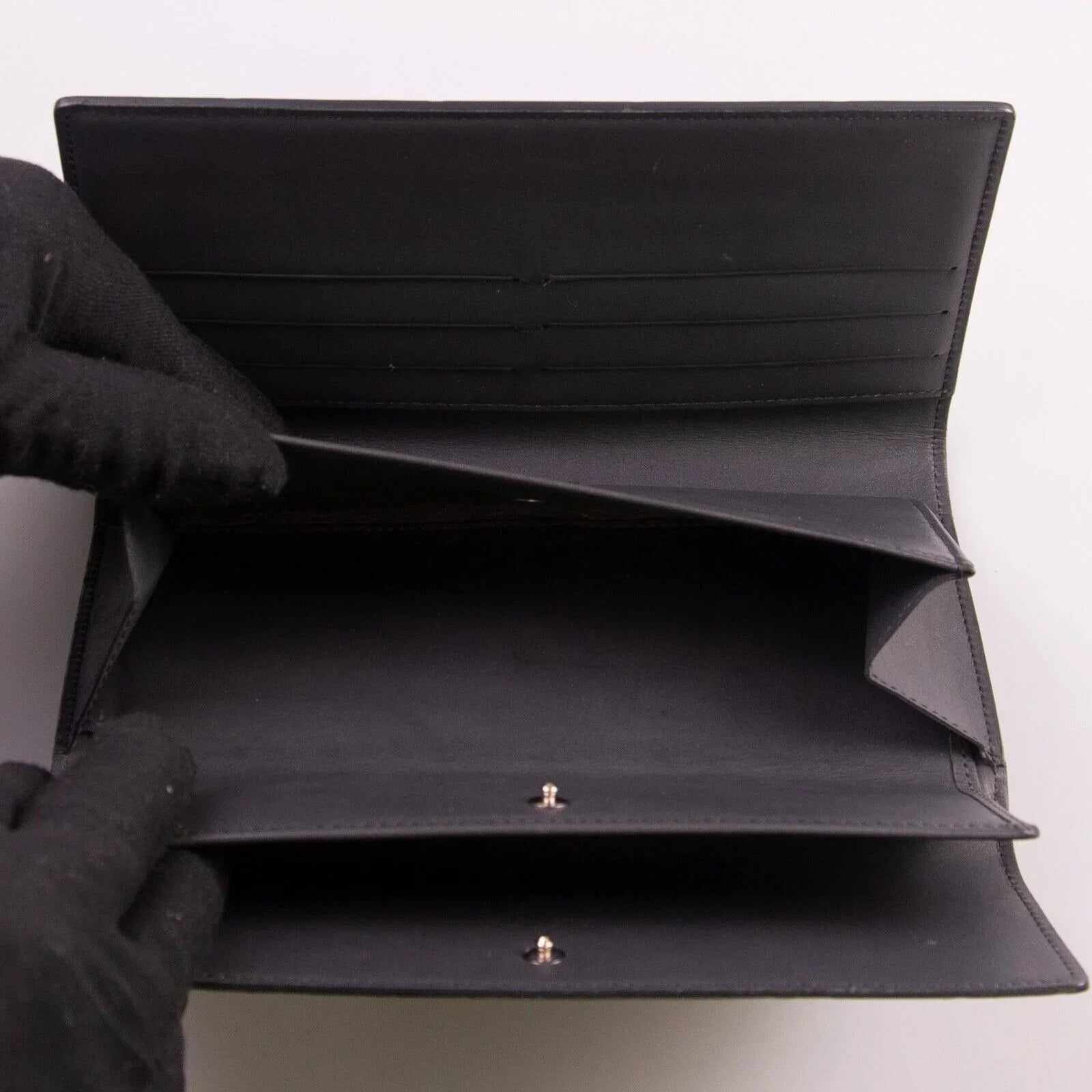 Louis Vuitton Matte Leather Portefeuille International Long Wallet - Lost Designer
